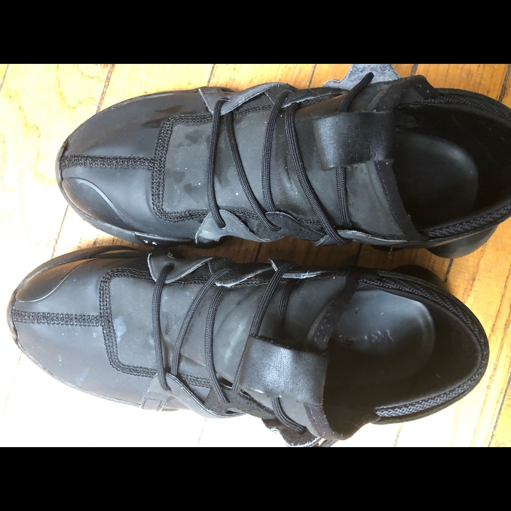 Y3 sneakers 42 size